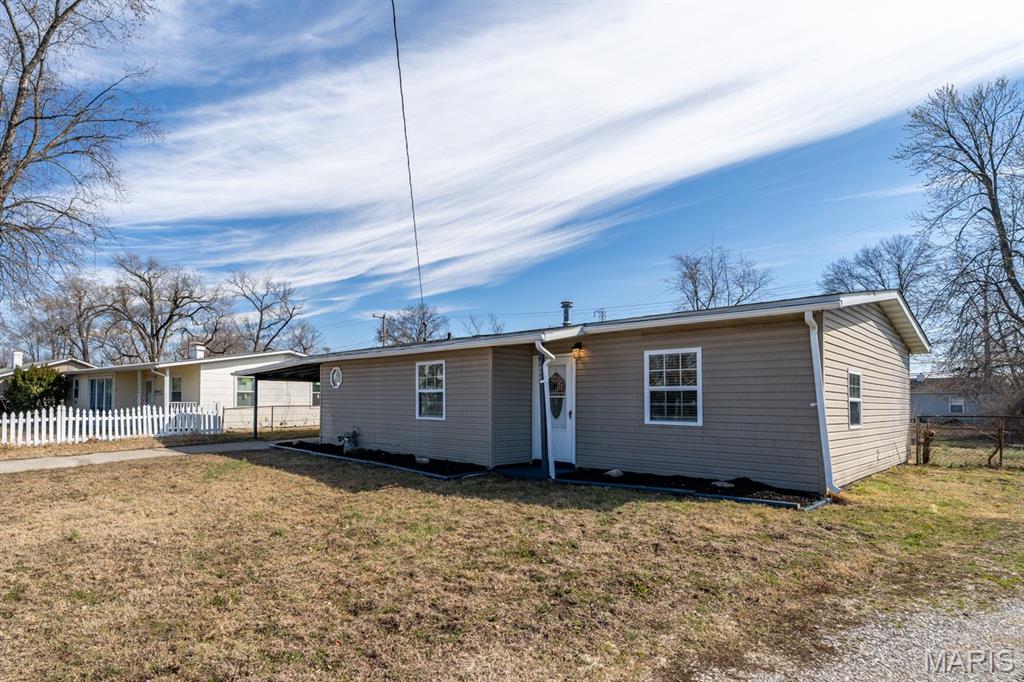 2004 Elm Avenue Granite City, IL 62040 - Photo 3 of 35