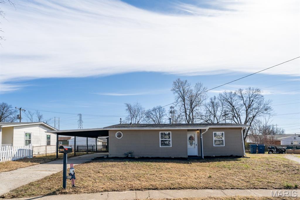 2004 Elm Avenue Granite City, IL 62040 - Photo 4 of 35