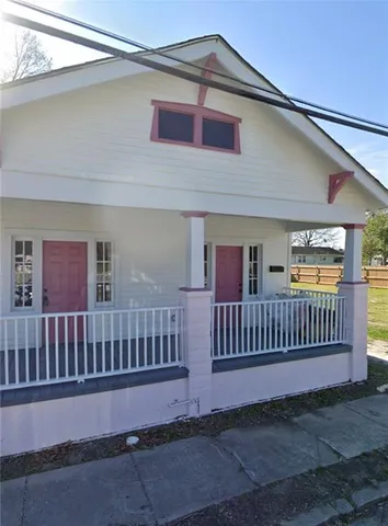 $2,350 | 1030 8th Street, Gretna, LA 70053