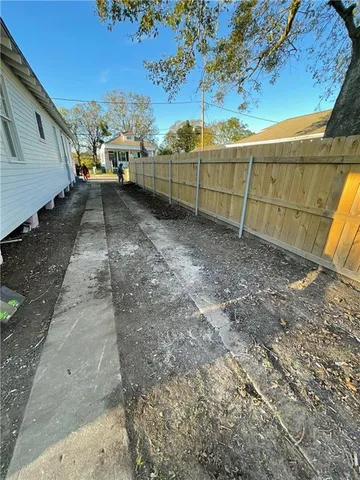 $2,350 | 1030 8th Street, Gretna, LA 70053