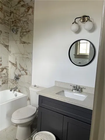 $2,350 | 1030 8th Street, Gretna, LA 70053