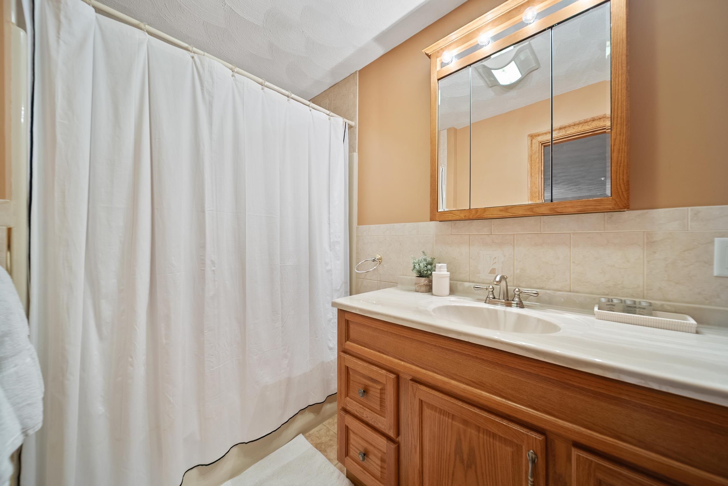 20 Gillis Terrace Salem, NH 03079 - Photo 31 of 59