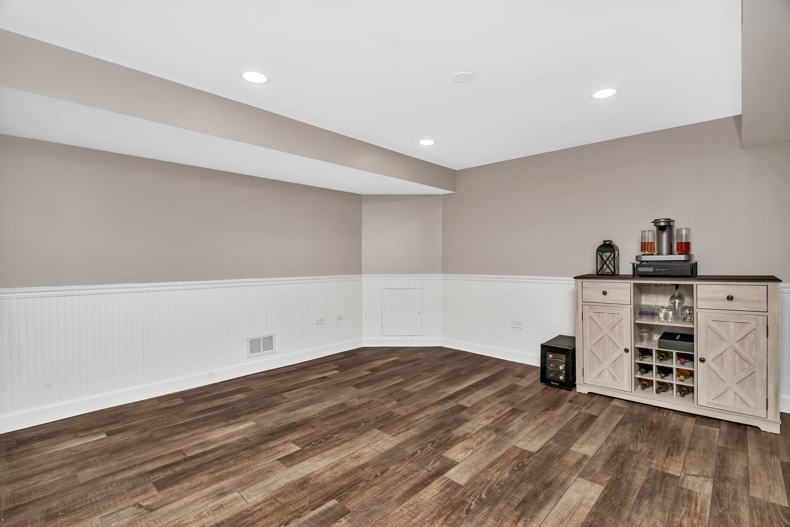 10600 Sycamore Drive Chicago Ridge, IL 60415 - Photo 20 of 35 Gallery Image 20