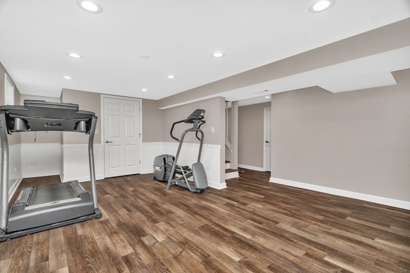 10600 Sycamore Drive Chicago Ridge, IL 60415 - Photo 23 of 35 Gallery Image 23