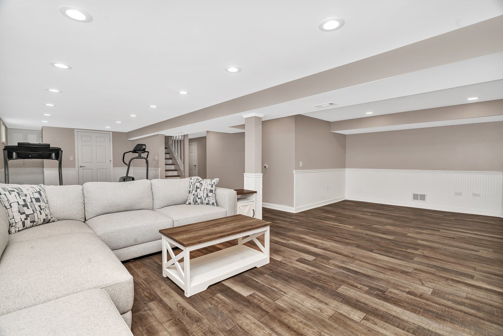 10600 Sycamore Drive Chicago Ridge, IL 60415 - Photo 24 of 35 Gallery Image 24