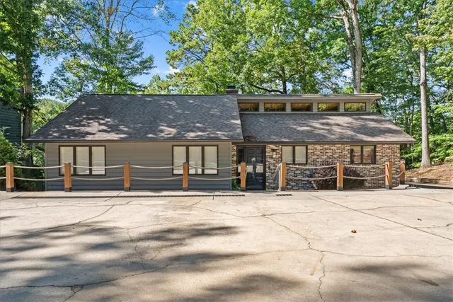 $1,650,000 | 506 Inlet Drive, Seneca, SC 29672