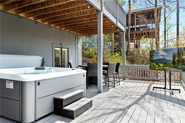 $1,650,000 | 506 Inlet Drive, Seneca, SC 29672