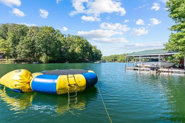 $1,650,000 | 506 Inlet Drive, Seneca, SC 29672