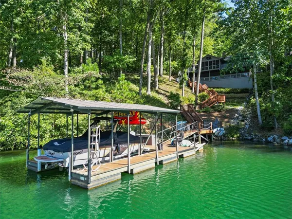 $1,650,000 | 506 Inlet Drive, Seneca, SC 29672