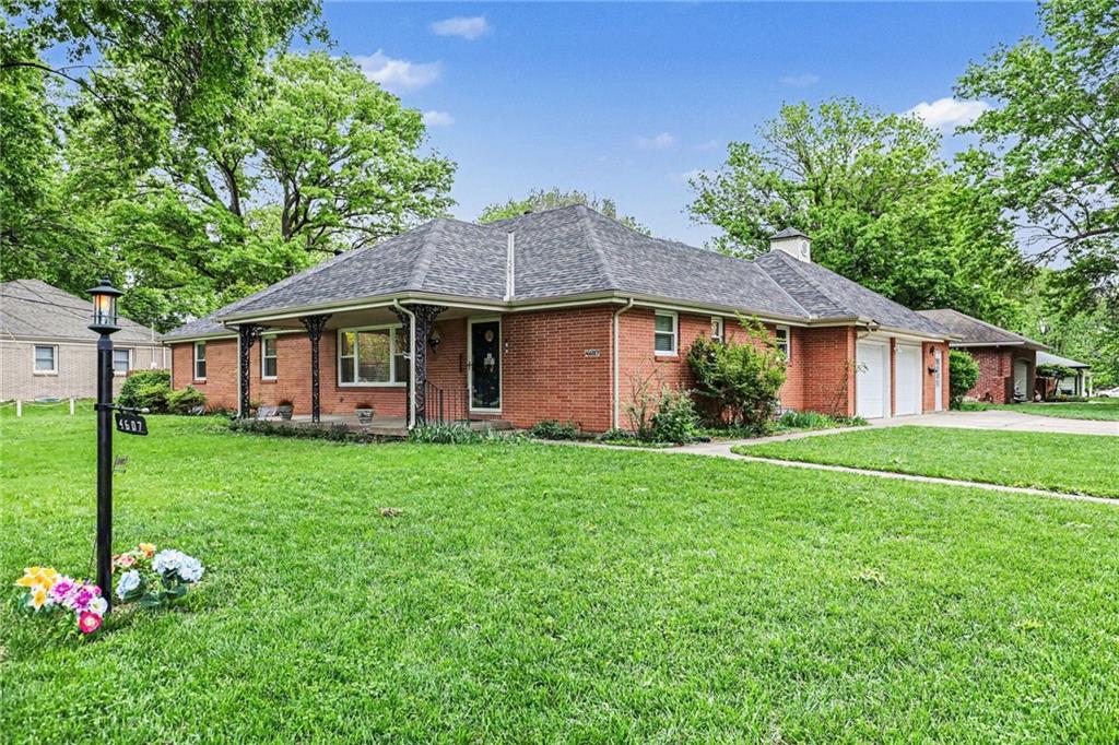 4607 Blue Ridge Boulevard Kansas City, MO 64133 - Photo 4 of 30