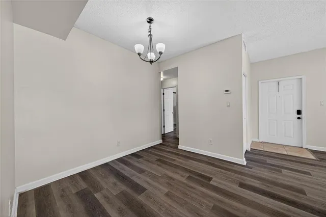 $1,950 | 641 Cypress Lake Boulevard, Unit E18, Pompano Beach, FL 33064