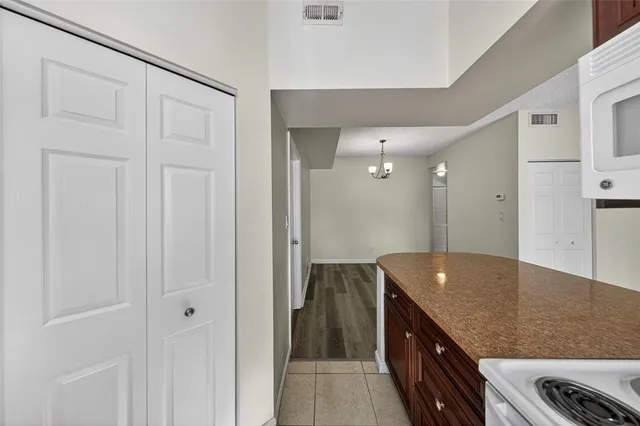 $1,950 | 641 Cypress Lake Boulevard, Unit E18, Pompano Beach, FL 33064