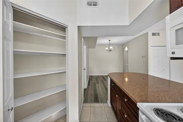 $1,950 | 641 Cypress Lake Boulevard, Unit E18, Pompano Beach, FL 33064