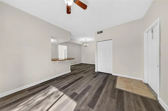 $1,950 | 641 Cypress Lake Boulevard, Unit E18, Pompano Beach, FL 33064