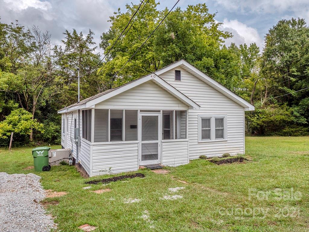410 Ruth Street Lancaster, SC 29720 - Photo 2 of 48 Gallery Image 2