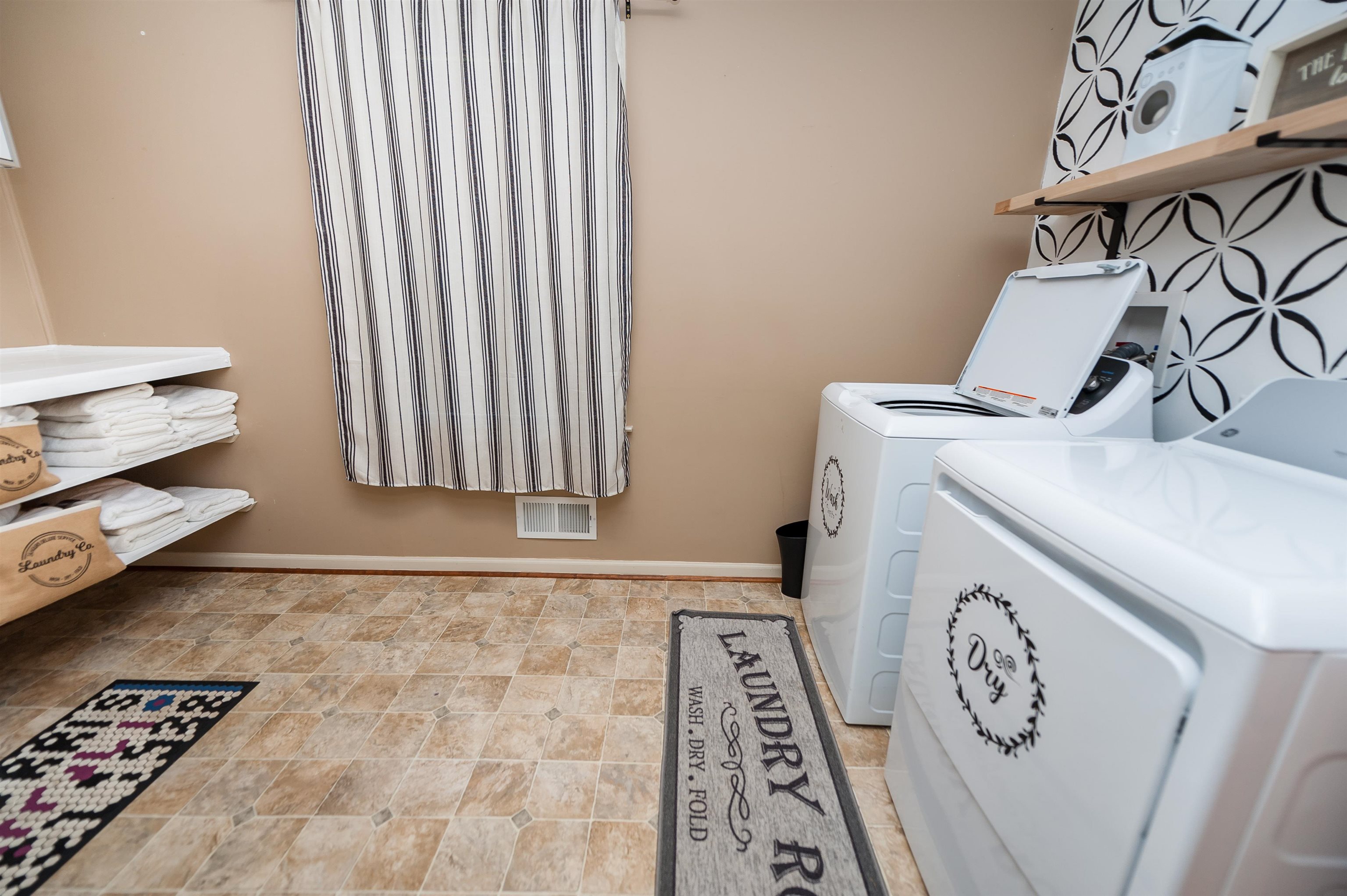 118 State Rd S-42-1630 Spartanburg, SC 29303 - Photo 16 of 21