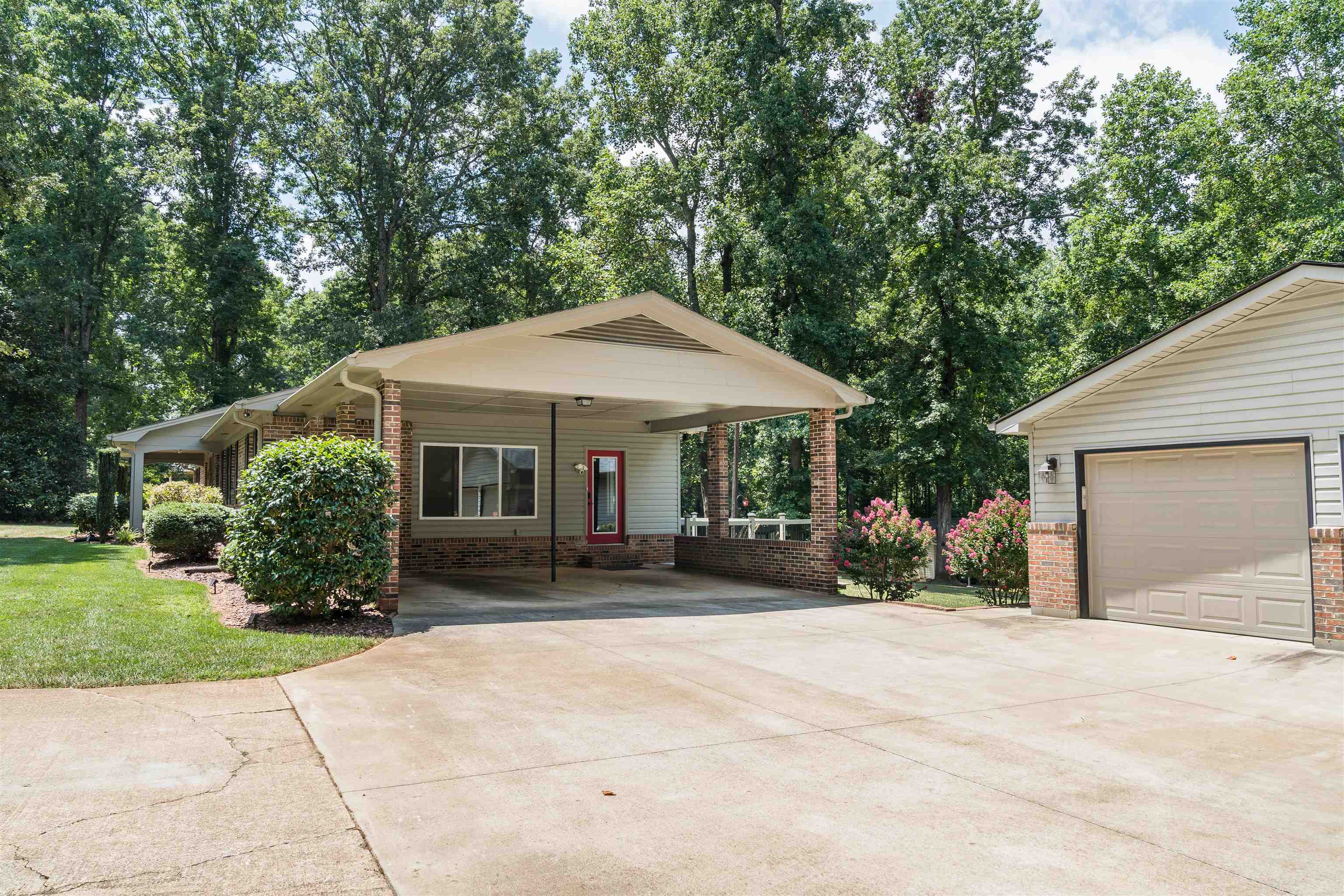 118 State Rd S-42-1630 Spartanburg, SC 29303 - Photo 4 of 21
