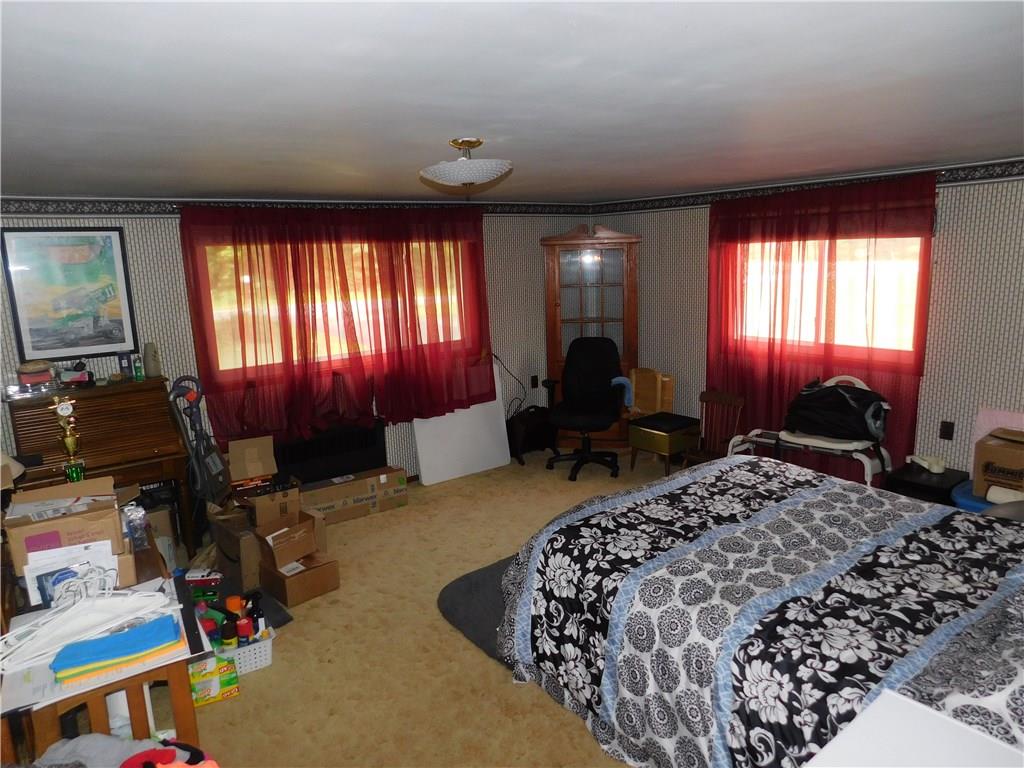 10 Salem Road Greenville, PA 16125 - Photo 16 of 21 BEDROOM