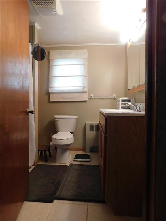 10 Salem Road Greenville, PA 16125 - Photo 17 of 21 BATH IN THE HOUSE