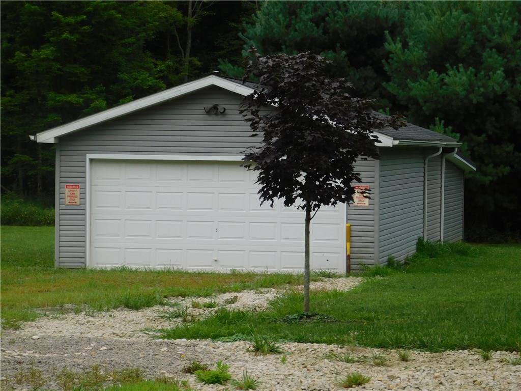 10 Salem Road Greenville, PA 16125 - Photo 4 of 21 DETACHED GARAGE HEATED W/PROPANE
