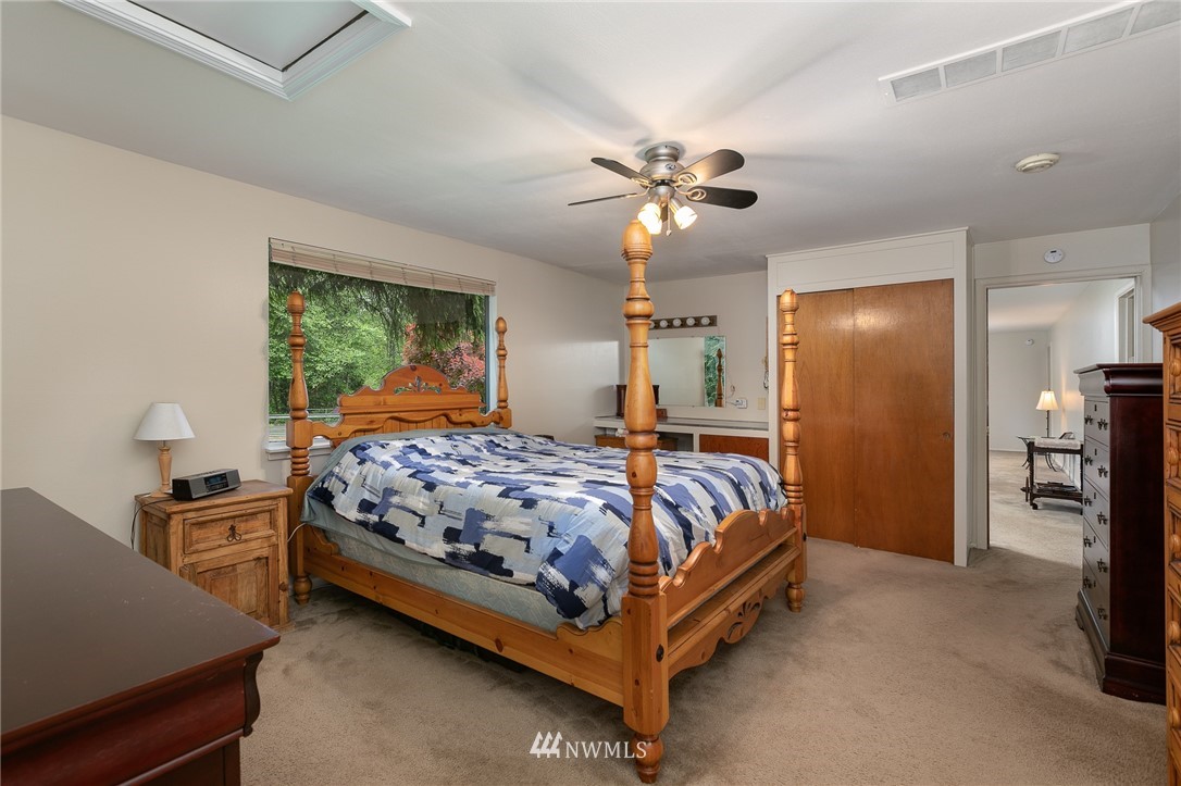 13123 Avondale Road Northeast Redmond, WA 98052 - Photo 16 of 21 Gallery Image 16