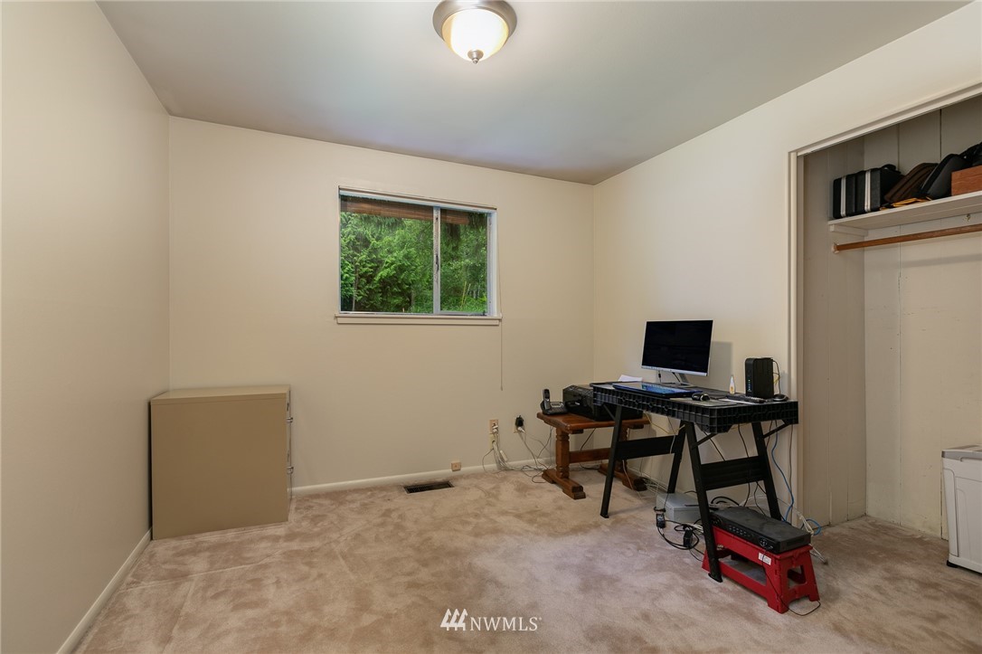 13123 Avondale Road Northeast Redmond, WA 98052 - Photo 19 of 21 Gallery Image 19