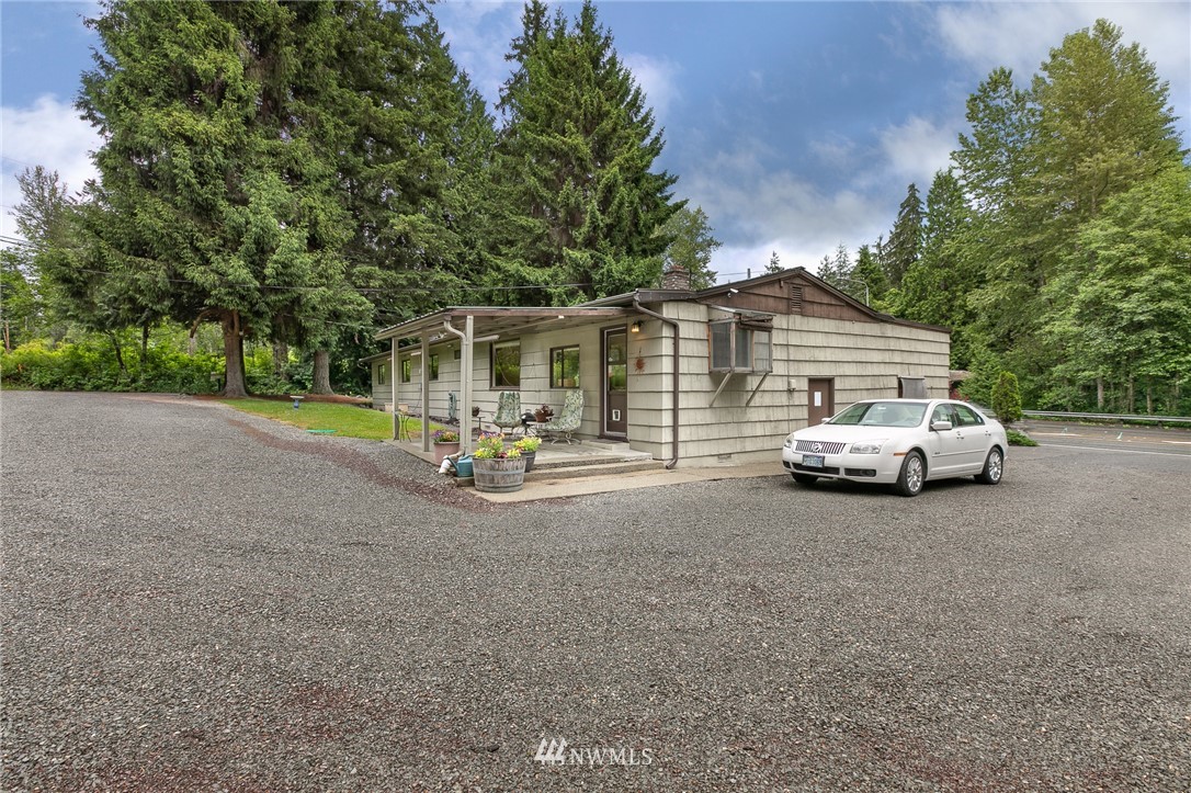 13123 Avondale Road Northeast Redmond, WA 98052 - Photo 3 of 21 Gallery Image 3