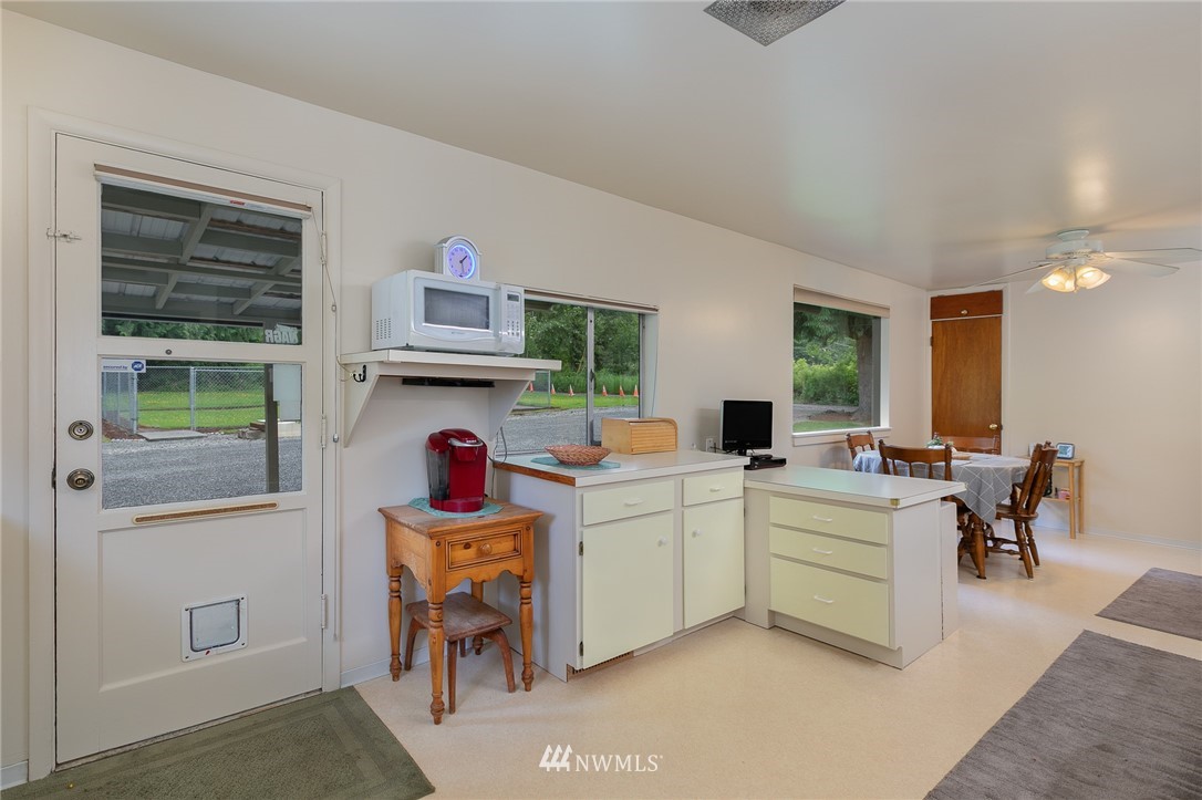 13123 Avondale Road Northeast Redmond, WA 98052 - Photo 9 of 21 Gallery Image 9