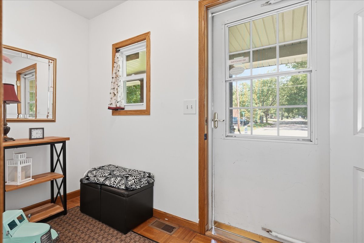 500 North Pearl Street Forrest, IL 61741 - Photo 6 of 40