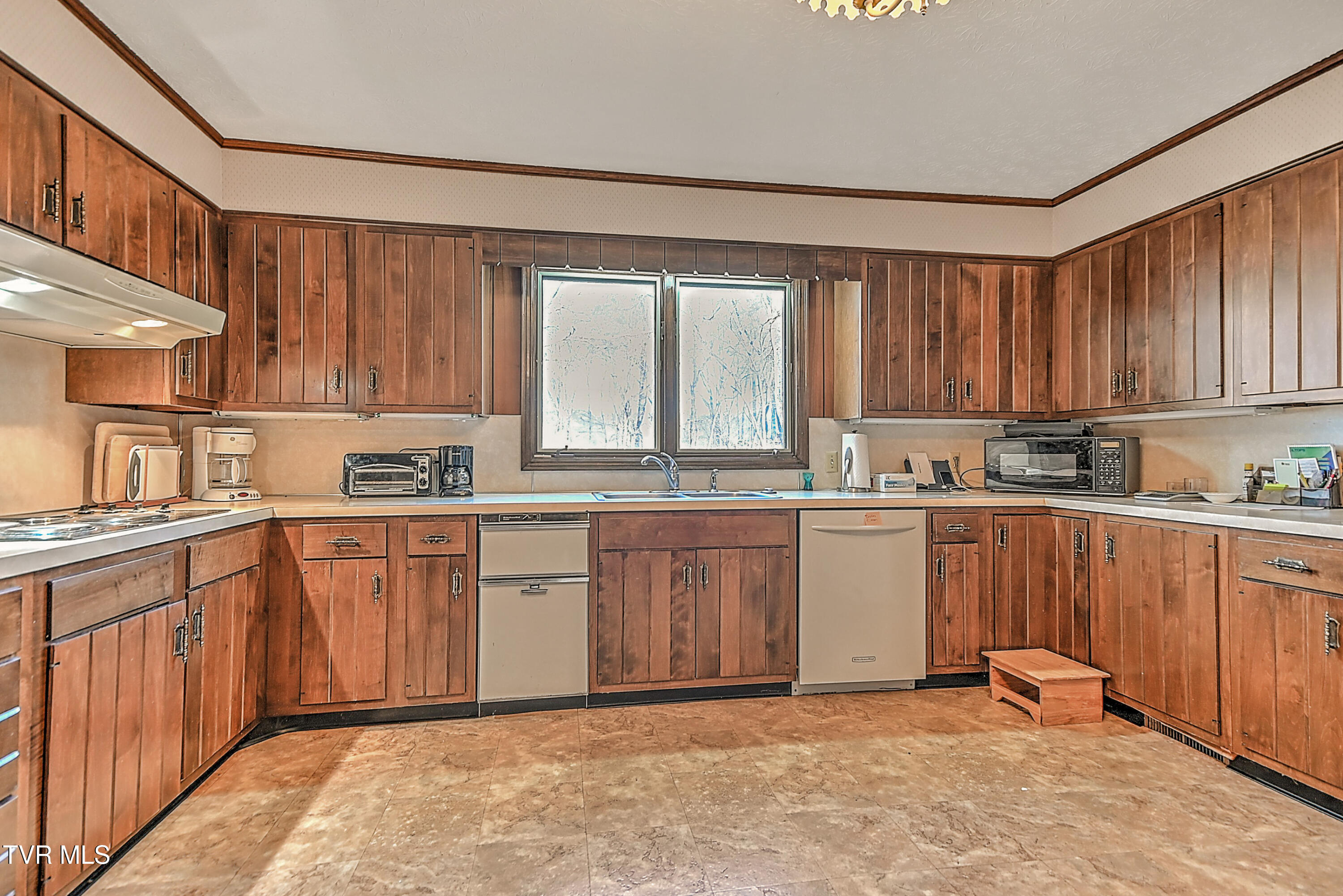 538 Pitt Road Kingsport, TN 37663 - Photo 15 of 52 538 Pitt Rd -45