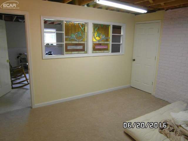 8038 Barden Road Davison, MI 48423 - Photo 25 of 35 21179678-24.JPG