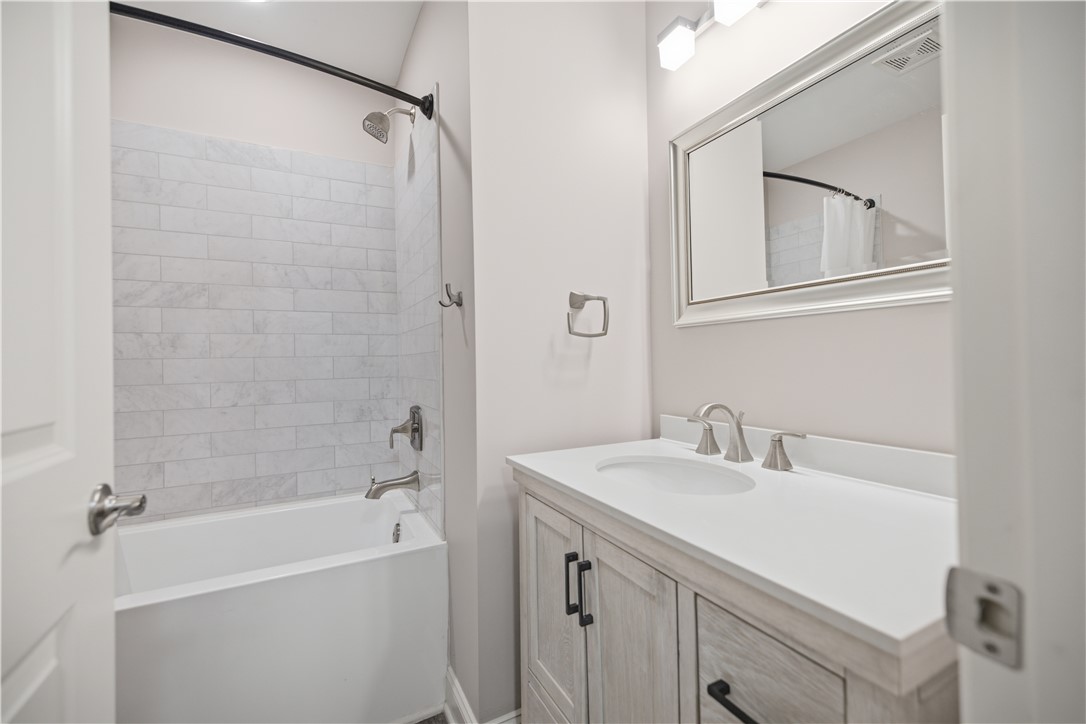 106 Jarrett Road Anderson, SC 29626 - Photo 20 of 29 Guest Bedroom En-suite