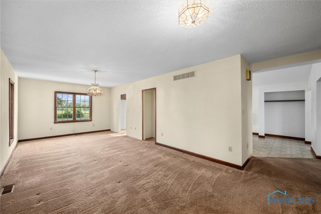 1102 North Fulton-Lucas Road Swanton, OH 43558 - Photo 10 of 33 Gallery Image 10