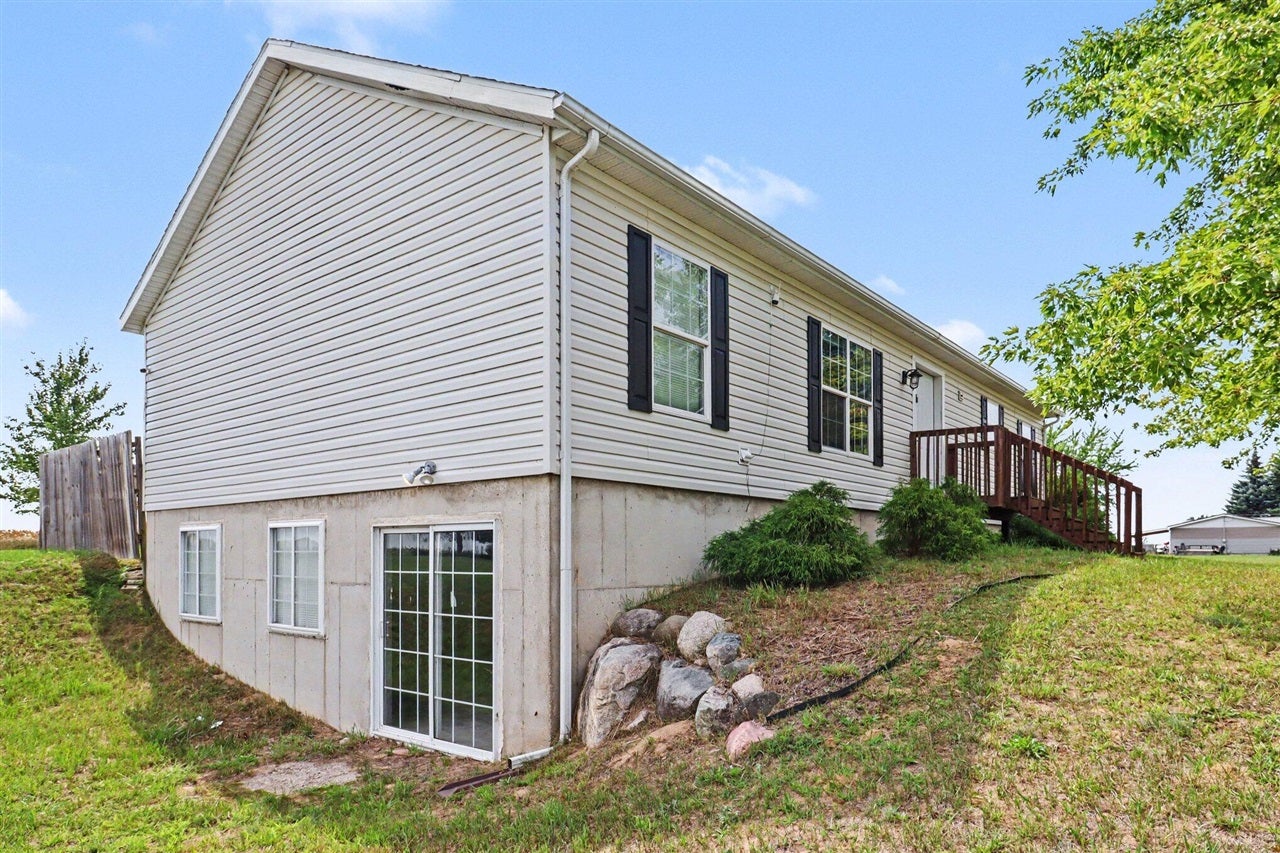14743 Jefferson Road Morley, MI 49336 - Photo 6 of 39 Gallery Image 6