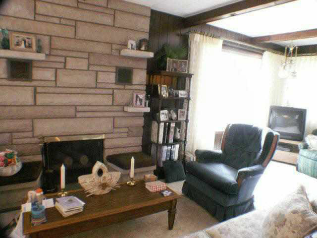 2845 West Sycamore Beach Road Angola, IN 46703 - Photo 2 of 9 Gallery Image 2