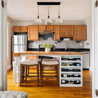 $550,000 | 10 Washington Avenue, Unit 1, Waltham, MA 02453