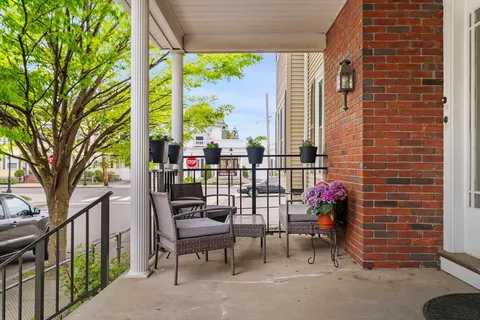 $550,000 | 10 Washington Avenue, Unit 1, Waltham, MA 02453
