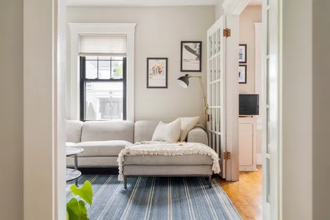 $550,000 | 10 Washington Avenue, Unit 1, Waltham, MA 02453