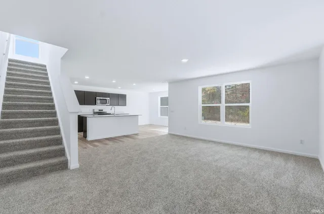 $299,900 | 5008 Beechmont Lane, New Haven, IN 46774