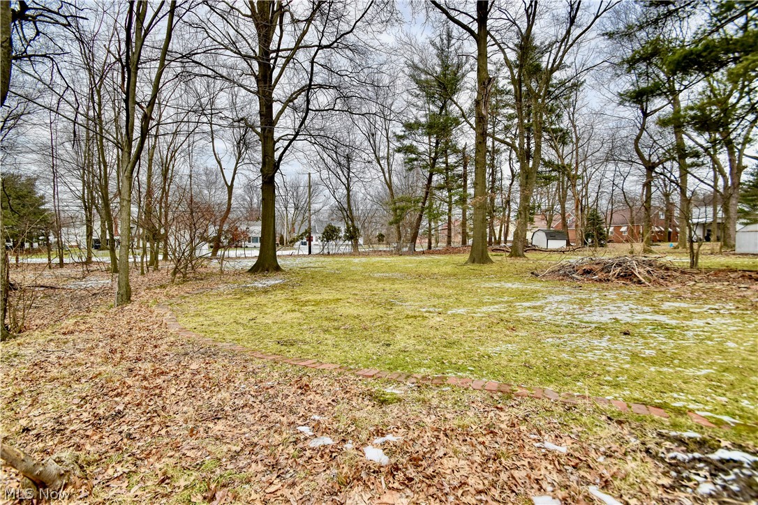 5035 Anderson Road Cleveland, OH 44124 - Photo 31 of 34