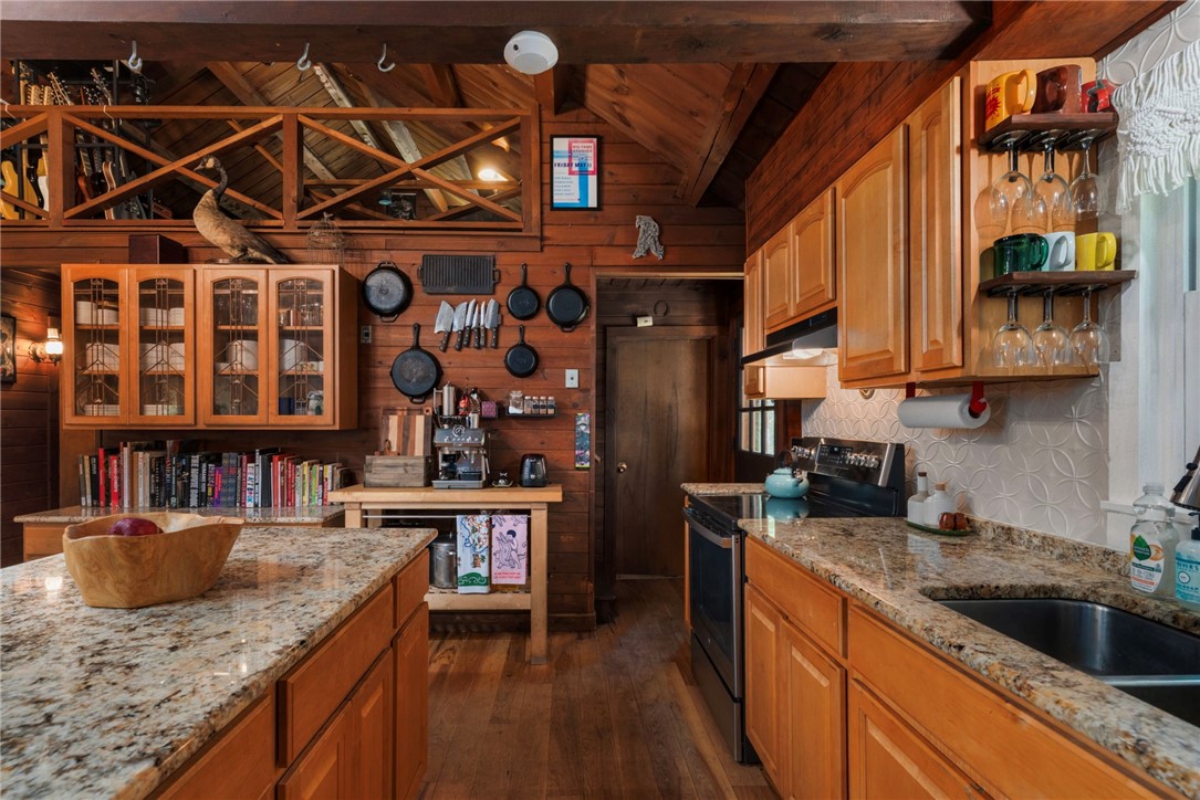 6356 Flat River Road Coventry, RI 02827 - Photo 10 of 37