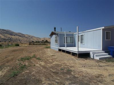 20123 Thermal Road Sanger, CA 93657 - Photo 1 of 21