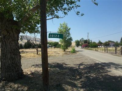20123 Thermal Road Sanger, CA 93657 - Photo 3 of 21