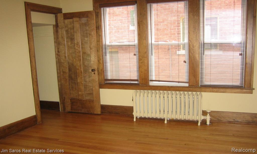 925-927 Nottingham Road Grosse Pointe Park, MI 48230 - Photo 18 of 23