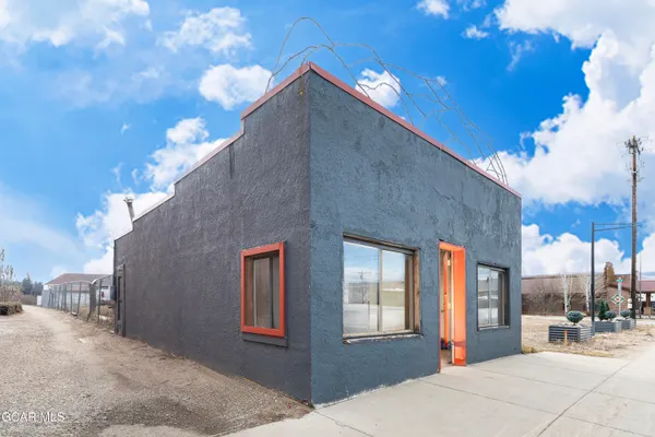 $590,000 | 104 Us Highway, Kremmling, CO 80459