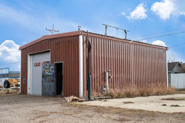 $555,000 | 104 Us Highway, Kremmling, CO 80459