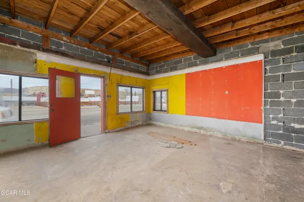 $555,000 | 104 Us Highway, Kremmling, CO 80459