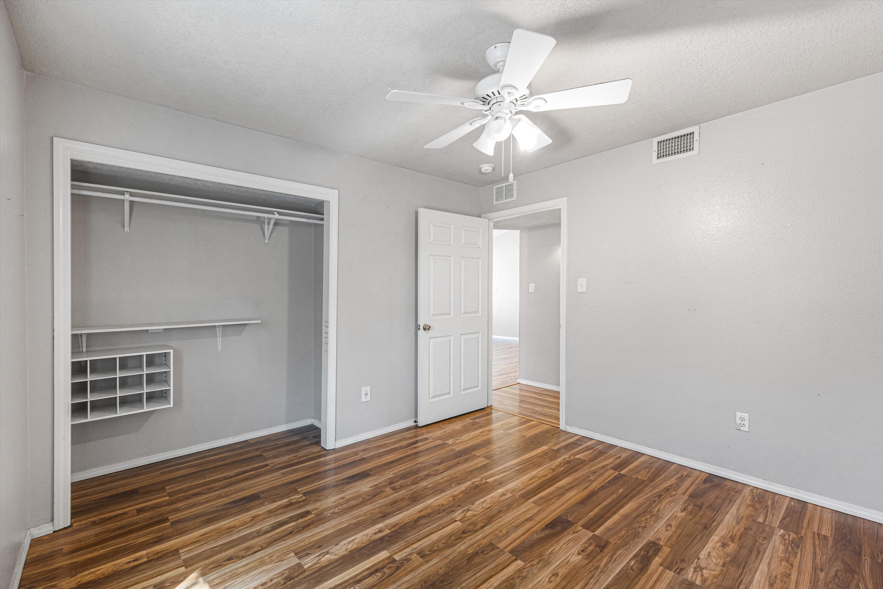 5752 Pinon Flats Road Northwest Albuquerque, NM 87114 - Photo 16 of 25 Gallery Image 16