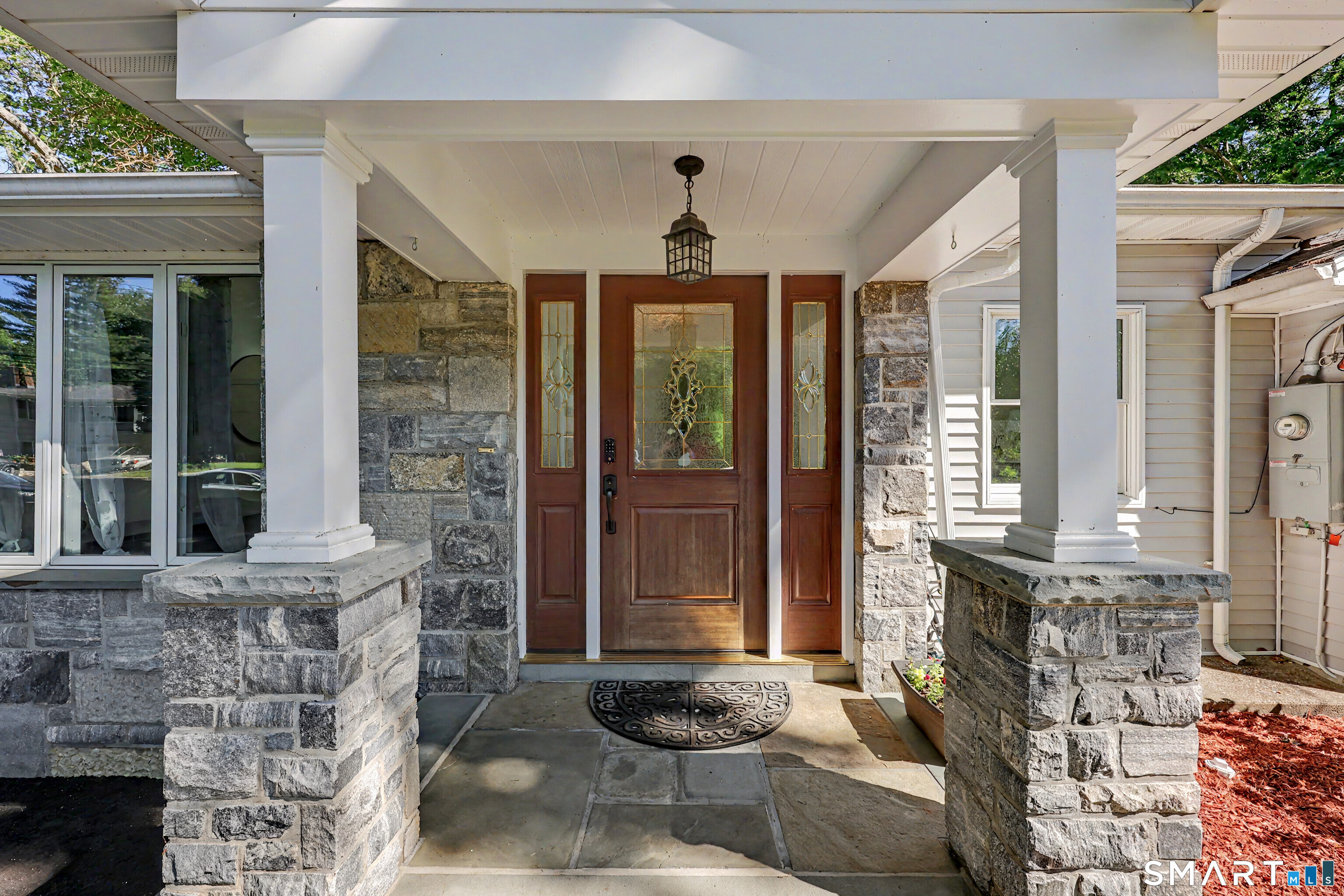 5 Caddy Road Norwalk, CT 06851 - Photo 2 of 36