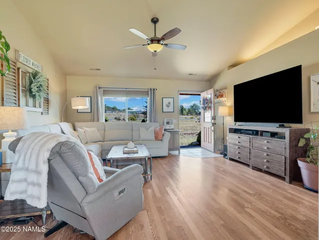 $610,000 | 8390 Stardust Trail, Flagstaff, AZ 86004